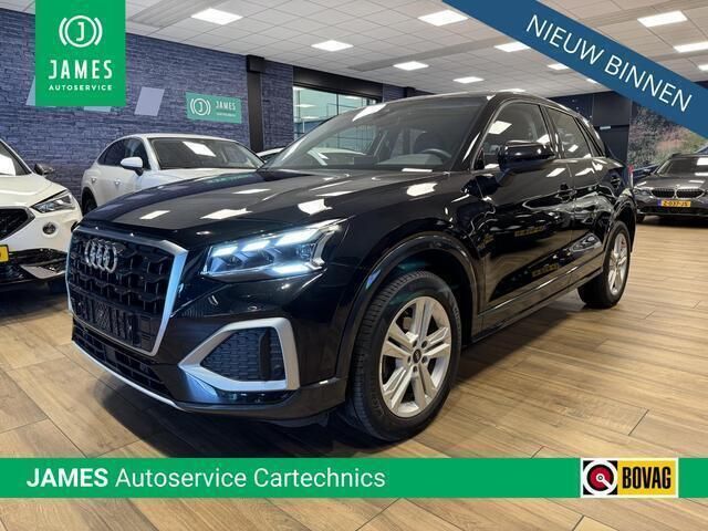 Zwart Gebruikt 2022 Audi Q2 Advanced SUV | € 23.950 (Goede deal) - Afbeelding 1/4