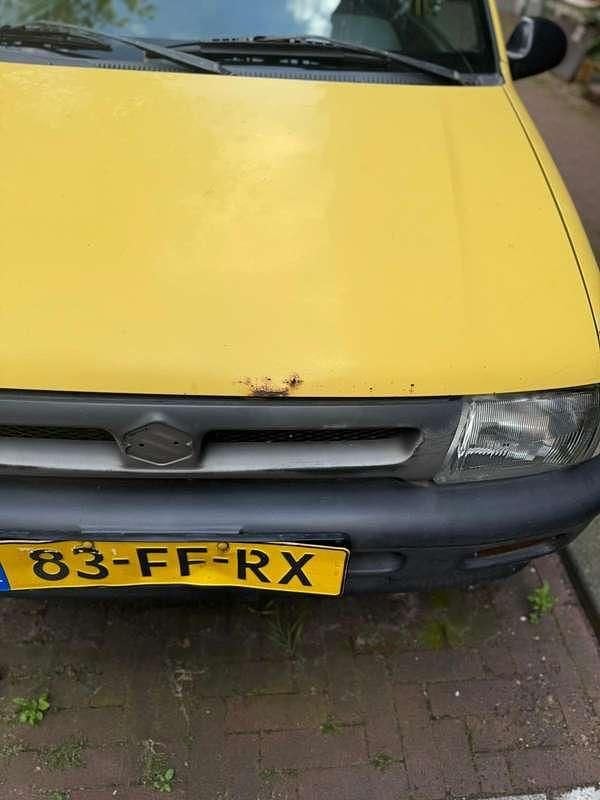 Geel Gebruikt 2000 Suzuki Alto Hatchback | € 400 (Goede deal) - Afbeelding 1/4