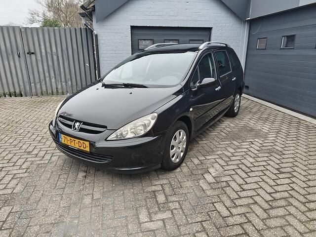 Zwart Occasion 2004 Peugeot 307 Stationwagen | € 999 (Goede deal) - Afbeelding 1/4