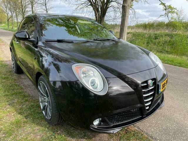 Zwart Gebruikt 2009 Alfa Romeo MiTo Progression Hatchback | € 1.950 (Iets duurder) - Afbeelding 1/4