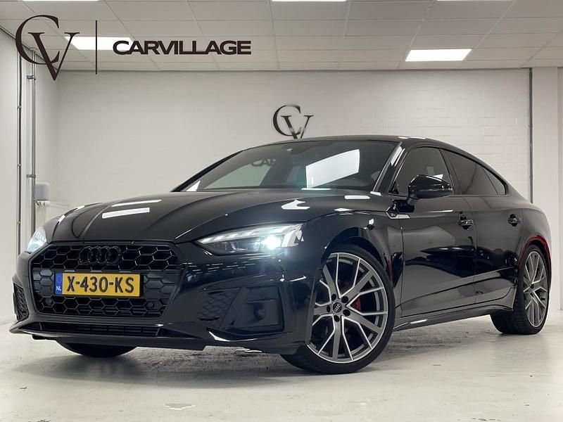 Hatchback Gebruikt 2022 Audi A5 Sportback Hatchback | € 32.445 (Eerlijke prijs) - Afbeelding 1/4