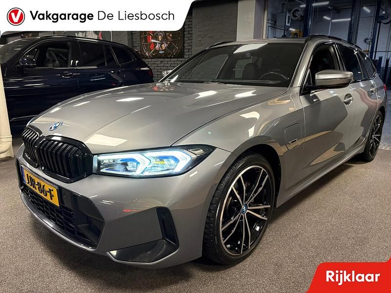 Occasion BMW 330e M Sport 184 PK (135 kW) 2023 Grijs Stationwagen