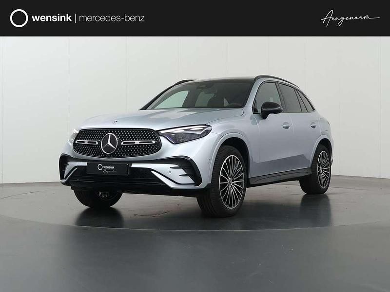 Zilver Nieuw 2025 Mercedes GLC300e Sport Edition SUV | € 80.082 (Goede deal) - Afbeelding 1/4