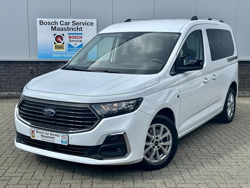 Wit Gebruikt 2023 Ford Tourneo Connect MPV | € 29.949 - Afbeelding 1/4
