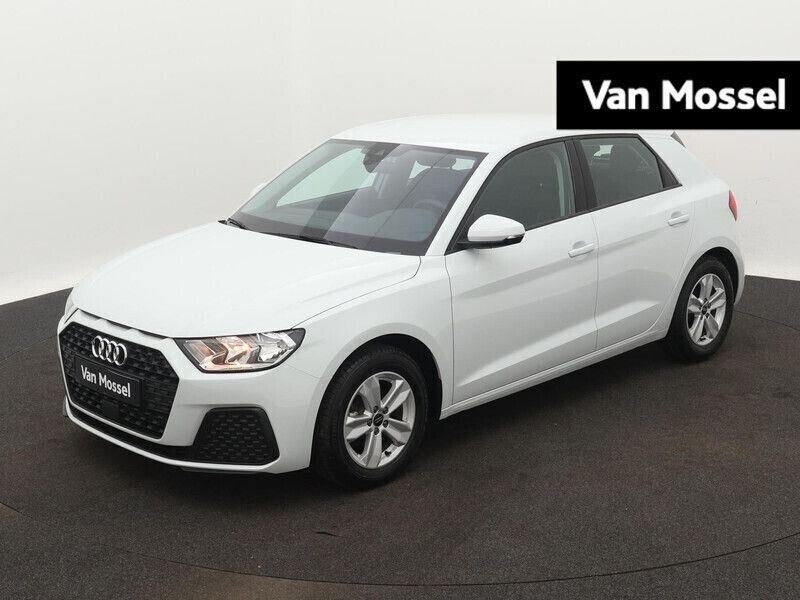Wit Nieuw 2024 Audi A1 Sportback Proline Hatchback | € 28.900 (Iets duurder) - Afbeelding 1/4