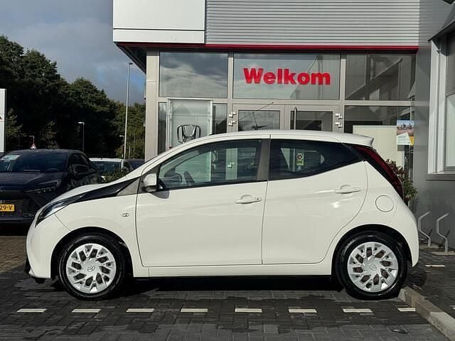 Occasion Toyota Aygo X-play 73 PK (53 kW) 2019 Wit Hatchback