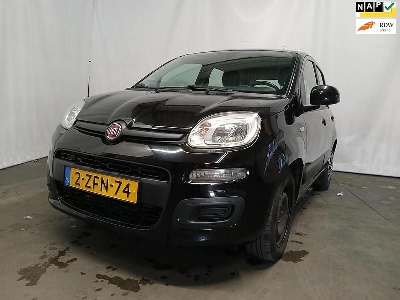 Zwart Gebruikt 2014 Fiat Panda Hatchback | € 2.995 (Super prijs) - Afbeelding 1/4