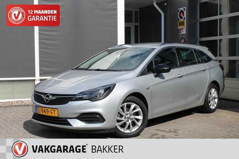 Grijs Gebruikt 2021 Opel Astra Business Elegance Hatchback | € 13.499 (Iets duurder) - Afbeelding 1/4
