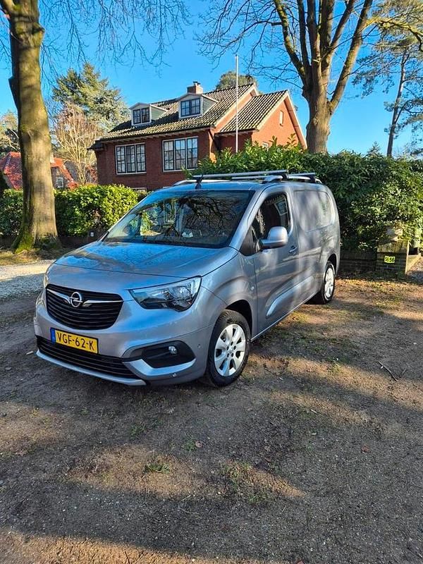 Occasion 2020 Opel Combo S MPV | € 13.000 (Duur) - Afbeelding 1/4