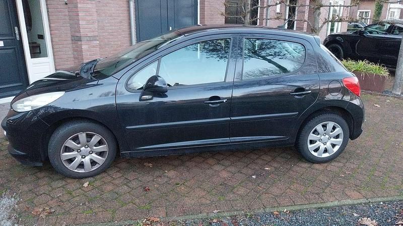 Occasion Peugeot 207 95 PK (69 kW) 2009 Zwart Hatchback