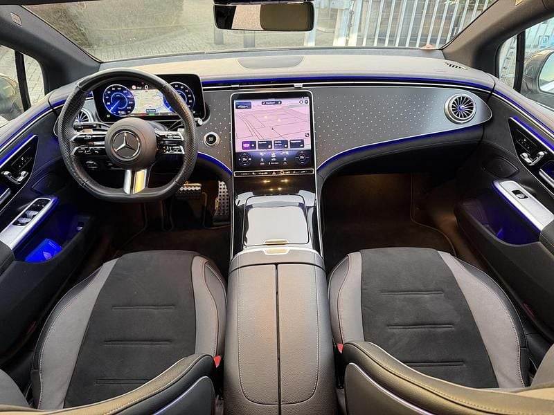 Occasion Mercedes EQE350 AMG line 215 kW (293 PK) 2022 Grijs (metallic) Sedan