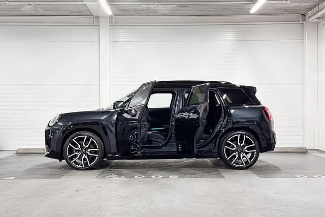 Nieuw Mini Aceman 160 kW (218 PK) 2026 Legend grey (c6p) (donker grijs) SUV