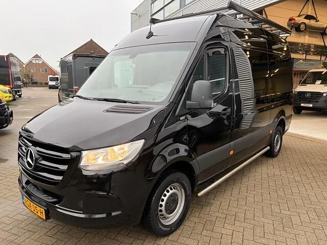 Zwart Gebruikt 2020 Mercedes Sprinter Van | € 27.500 (Super prijs) - Afbeelding 1/4