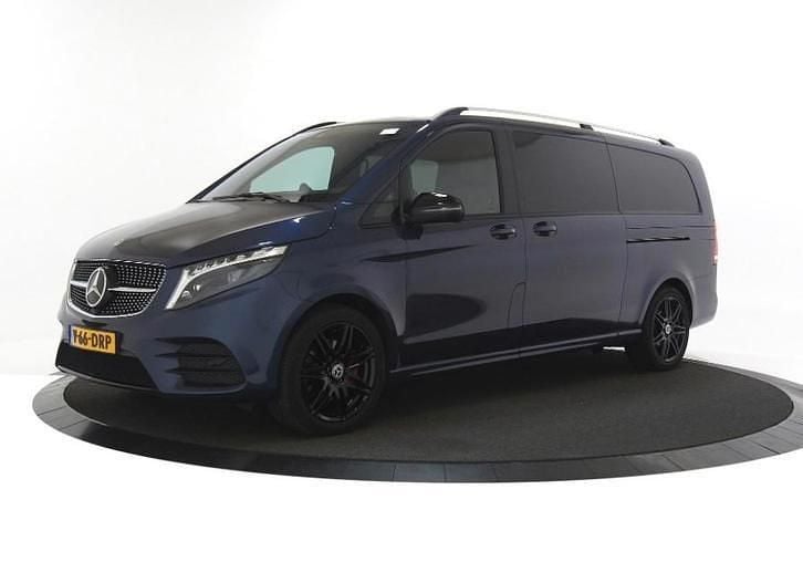 Gebruikt 2024 Mercedes V300 Avantgarde Edition MPV | € 72.950 (Eerlijke prijs) - Afbeelding 1/1