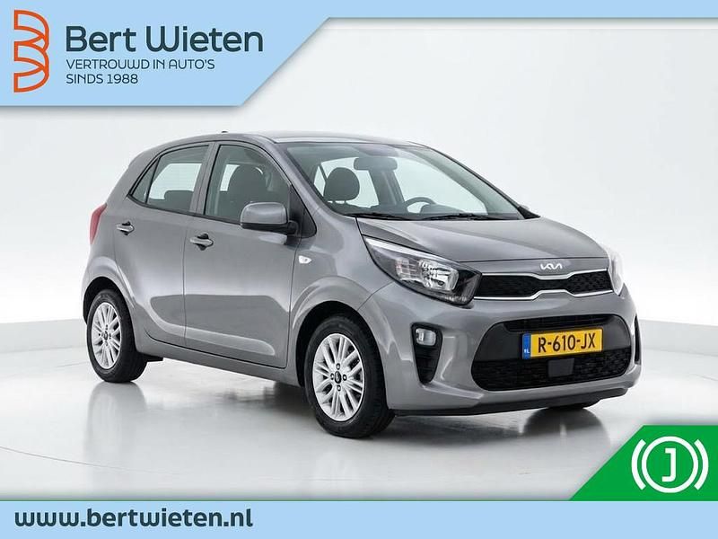 Grijs Occasion 2022 Kia Picanto Hatchback | € 14.790 (Eerlijke prijs) - Afbeelding 1/3