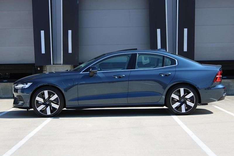 Occasion Volvo S60 Ultimate 349 PK (256 kW) 2024 Blauw Sedan