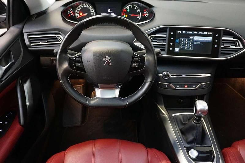 Occasion Peugeot 308 157 PK (115 kW) 2014 Zwart Hatchback