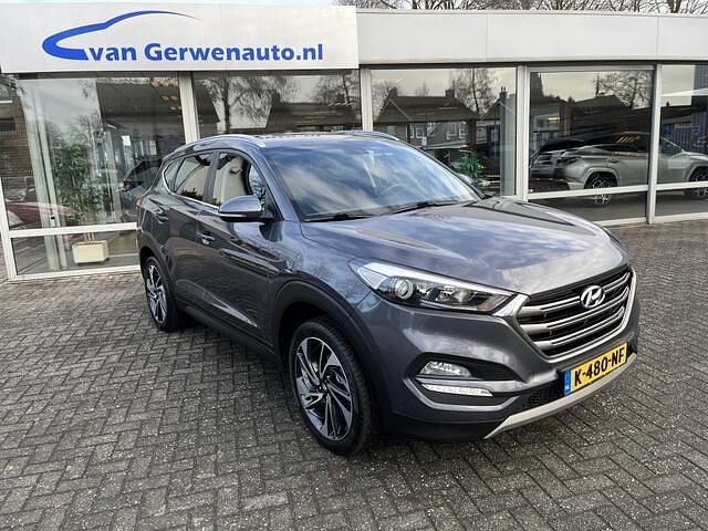 Grijs (metallic) Occasion 2016 Hyundai Tucson Comfort SUV | € 14.455 (Eerlijke prijs) - Afbeelding 1/4