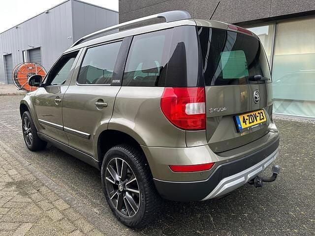 Occasion Skoda Yeti Outdoor Adventure 105 PK (77 kW) 2015 Groen (metallic) SUV