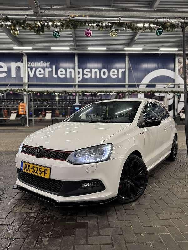 Wit Gebruikt 2011 VW Polo GTI Hatchback | € 5.500 (Goede deal) - Afbeelding 1/4