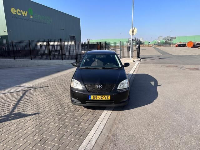 Occasion Toyota Corolla Terra 97 PK (71 kW) 2002 Zwart Hatchback