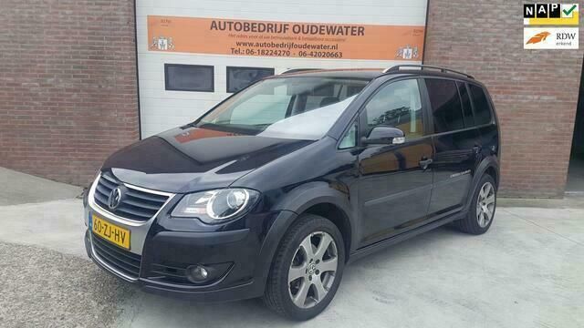 Zwart Gebruikt 2008 VW Touran MPV | € 8.995 - Afbeelding 1/4