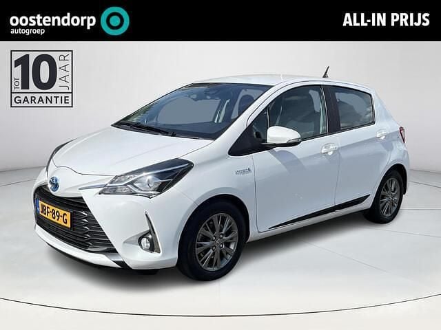 Wit Gebruikt 2020 Toyota Yaris Design Hatchback | € 18.880 (Eerlijke prijs) - Afbeelding 1/4