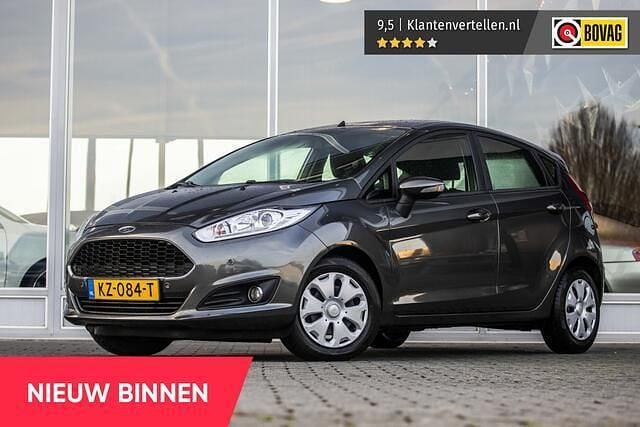 Grijs Gebruikt 2017 Ford Fiesta Style Hatchback | € 6.850 (Eerlijke prijs) - Afbeelding 1/4