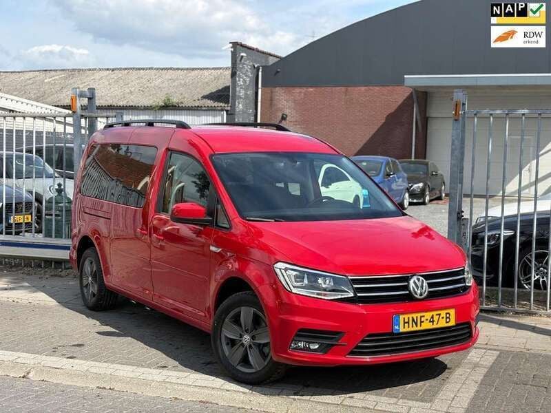 Rood, metallic lak Gebruikt 2020 VW Caddy Maxi Highline MPV | € 23.950 (Eerlijke prijs) - Afbeelding 1/4