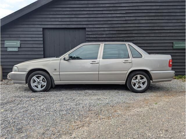 Grijs Gebruikt 1998 Volvo S70 Comfort Sedan | € 3.250 - Afbeelding 1/4