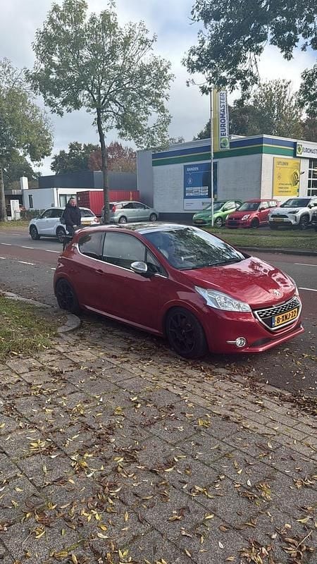 Gebruikt 2014 Peugeot 208 GTi Hatchback | € 6.250 (Super prijs) - Afbeelding 1/4
