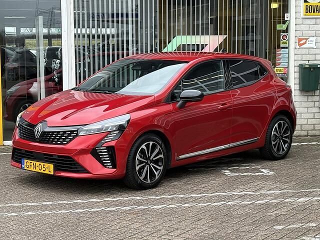 Occasion Renault Clio V Techno 91 PK (66 kW) 2024 Rood Hatchback