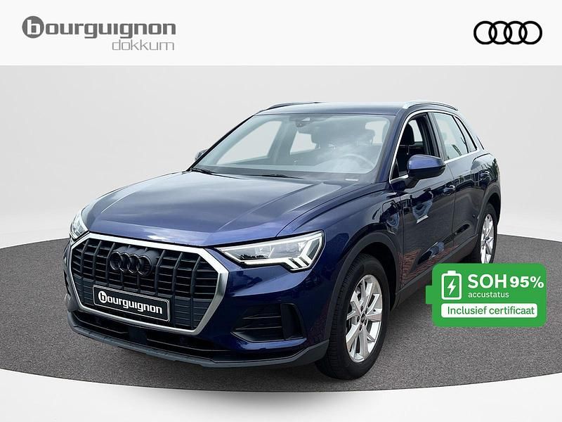 Blauw Gebruikt 2021 Audi Q3 S-Line SUV | € 33.249 - Afbeelding 1/3