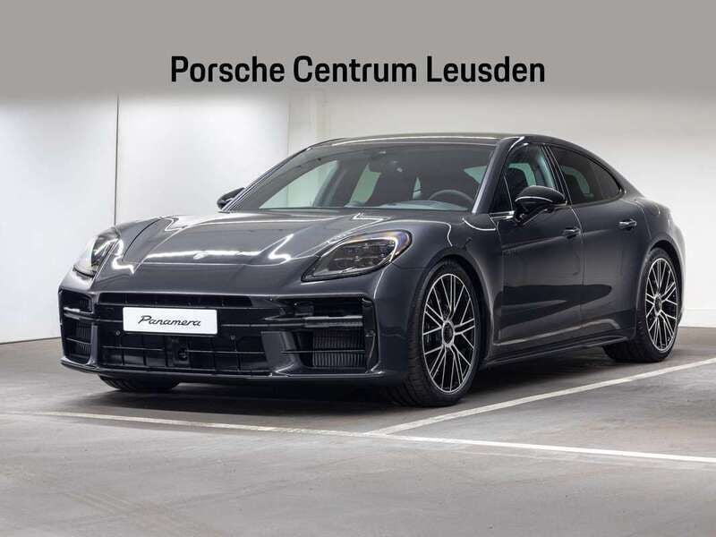 Grijs, metallic lak Nieuw 2024 Porsche Panamera Turbo Sedan | € 262.969 - Afbeelding 1/4