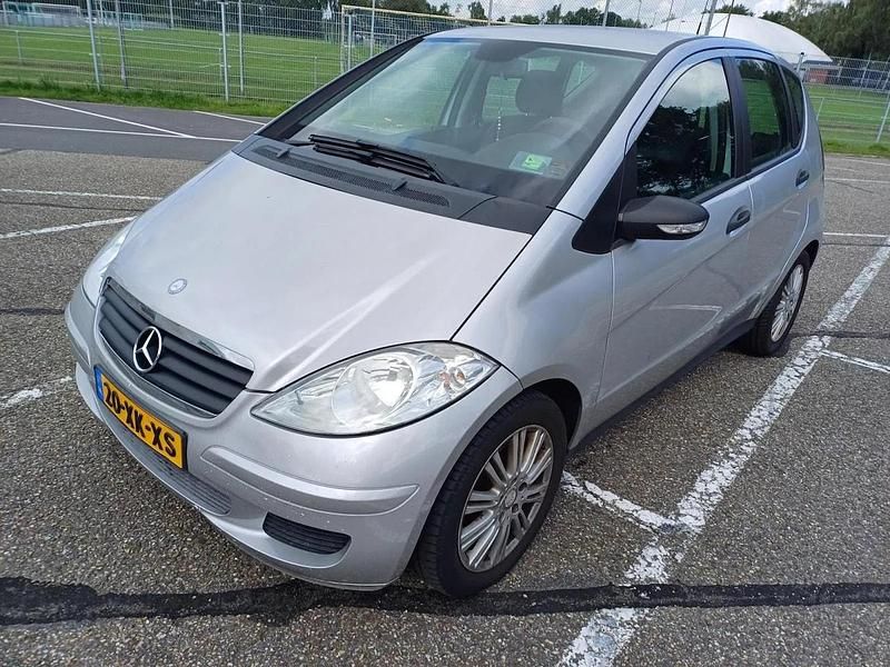 Occasion Mercedes A180 Classic 109 PK (80 kW) 2007 Grijs (metallic) MPV