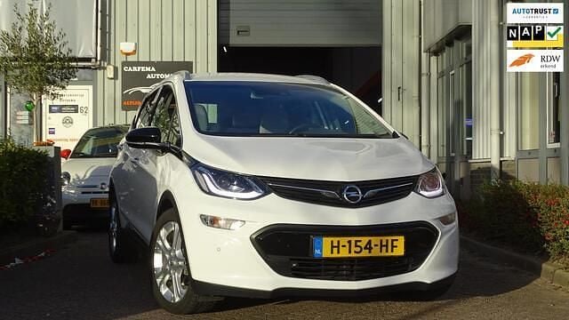 Wit Occasion 2020 Opel Ampera Business Hatchback | € 14.950 (Eerlijke prijs) - Afbeelding 1/4