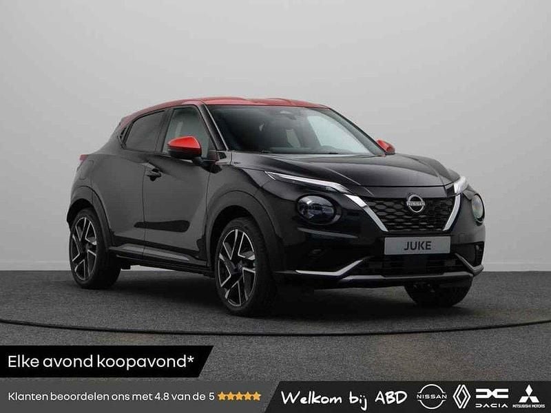 Nieuw Nissan Juke Pack 143 PK (105 kW) 2025 Two tone: metallic black / fuji sunset red (z SUV