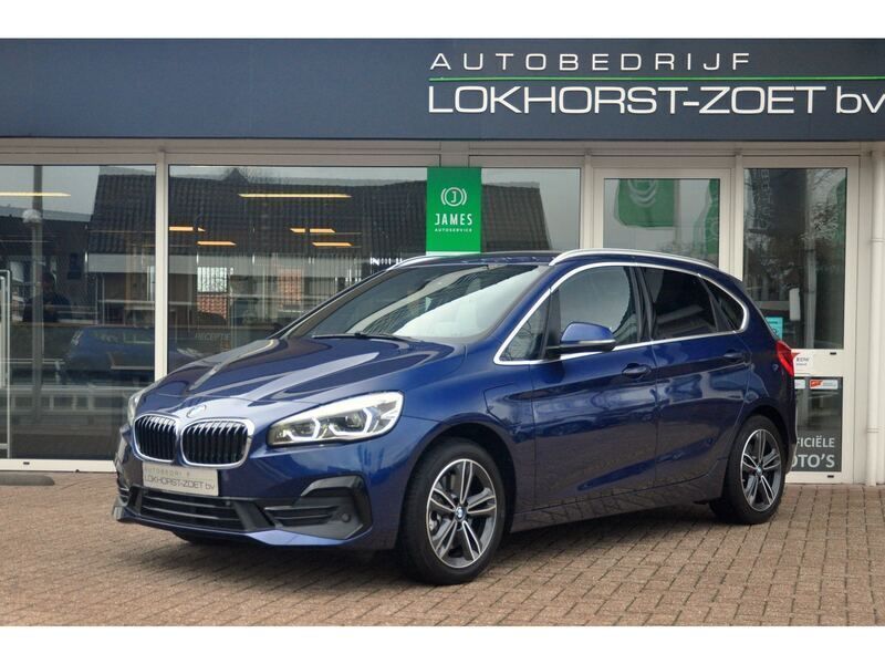 Blauw Gebruikt 2020 BMW 225 Active Tourer Executive MPV | € 23.450 (Iets duurder) - Afbeelding 1/4