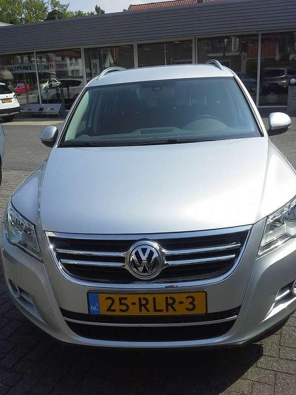Grijs Gebruikt 2011 VW Tiguan Sport SUV | € 6.500 (Super prijs) - Afbeelding 1/4