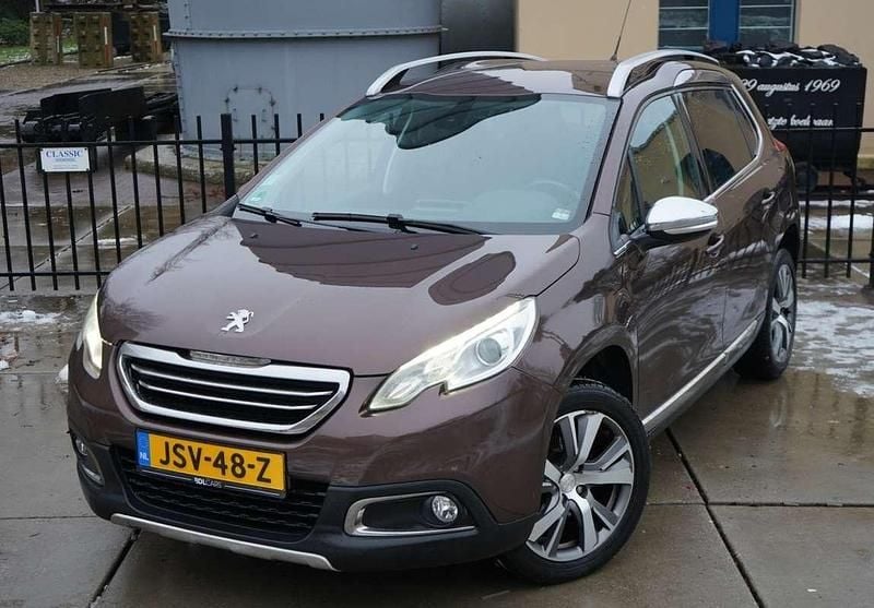 Bruin Occasion 2013 Peugeot 2008 SUV | € 5.000 (Eerlijke prijs) - Afbeelding 1/4