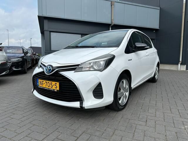 Wit Gebruikt 2016 Toyota Yaris Hatchback | € 10.850 (Super prijs) - Afbeelding 1/4