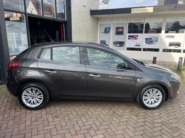 Occasion Fiat Bravo 140 PK (102 kW) 2013 Grijs Hatchback