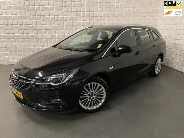 Zwart, metallic lak Gebruikt 2016 Opel Astra Innovation Stationwagen | € 5.999 (Eerlijke prijs) - Afbeelding 1/4