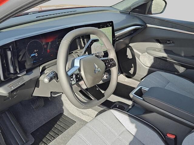 Nieuw Mitsubishi Eclipse Intense 22 kW (30 PK) 2026 Rood SUV