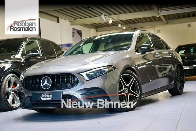 Grijs Gebruikt 2020 Mercedes A180 Premium Plus Sedan | € 27.490 (Iets duurder) - Afbeelding 1/4