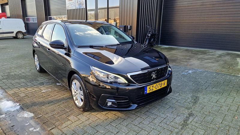 Occasion Peugeot 308 SW 2018 Zwart (metallic) Stationwagen