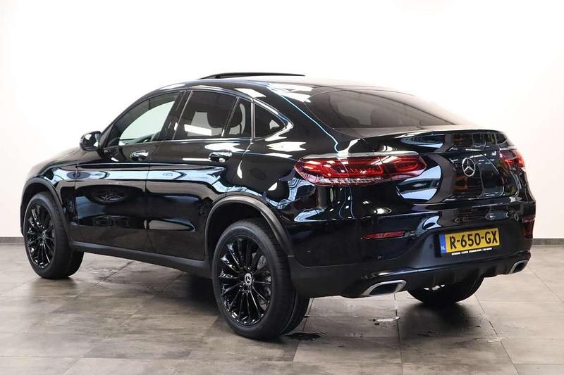 Occasion Mercedes GLC300e Business 320 PK (235 kW) 2022 Zwart Coupé