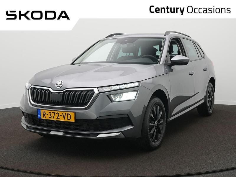 Grijs Gebruikt 2022 Skoda Kamiq Ambition SUV | € 17.900 (Eerlijke prijs) - Afbeelding 1/4