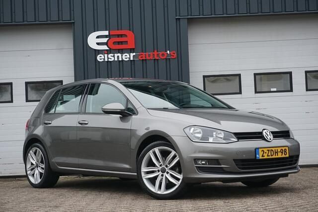 Occasion VW Golf VII Comfortline 105 PK (77 kW) 2014 Grijs Hatchback