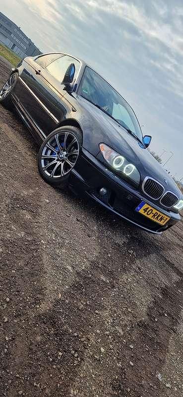 Zwart Occasion 2004 BMW 318 Coupé | € 3.500 (Iets duurder) - Afbeelding 1/4